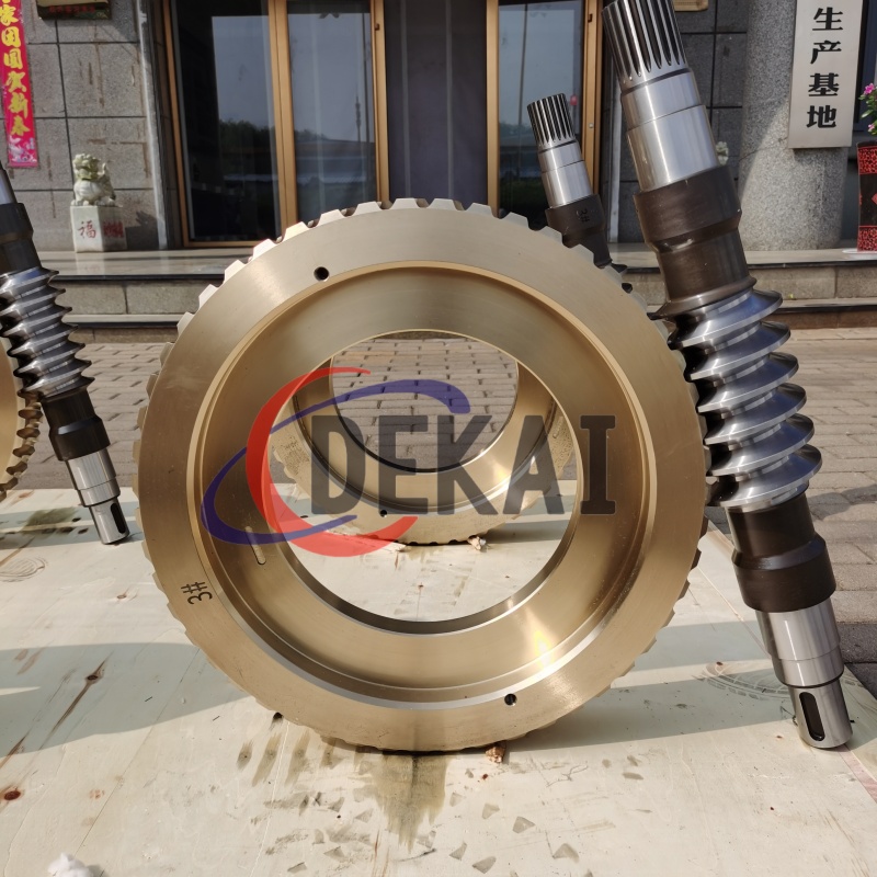 德凱制造帶花鍵圓弧齒蝸輪蝸桿副來圖定制多種齒形